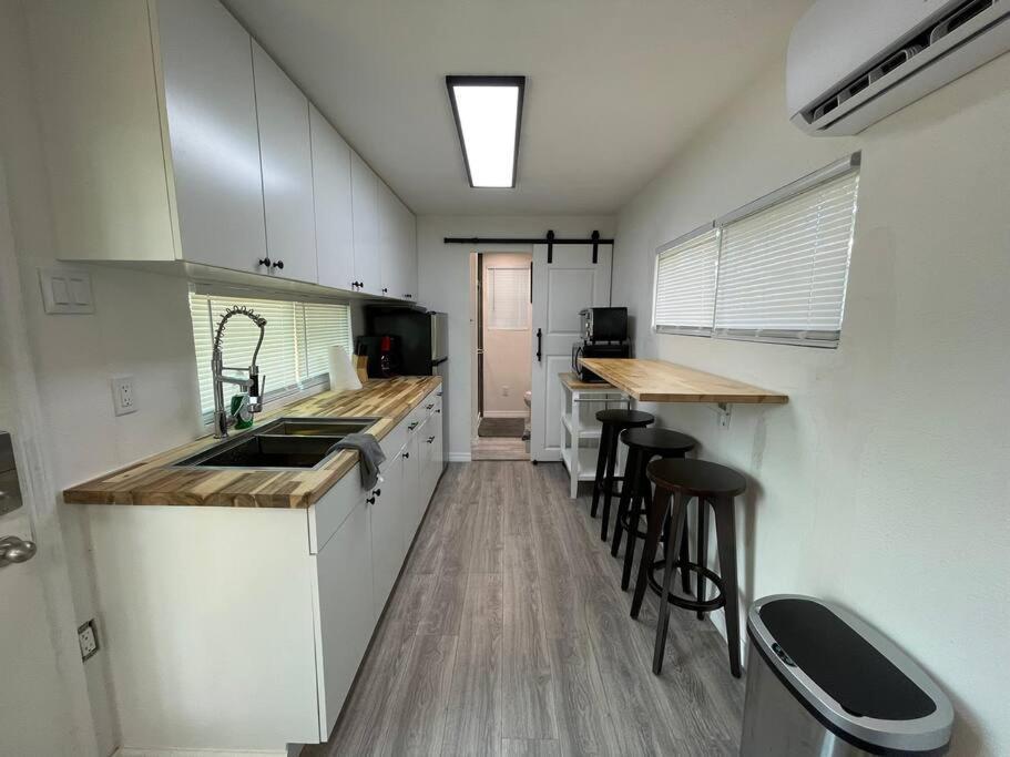 1Bed 1Bath Container Home Centrally Located Cypress Gardens Ngoại thất bức ảnh