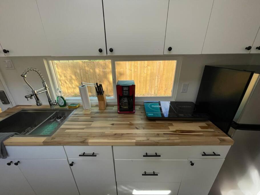 1Bed 1Bath Container Home Centrally Located Cypress Gardens Ngoại thất bức ảnh