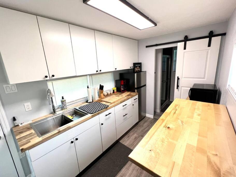 1Bed 1Bath Container Home Centrally Located Cypress Gardens Ngoại thất bức ảnh